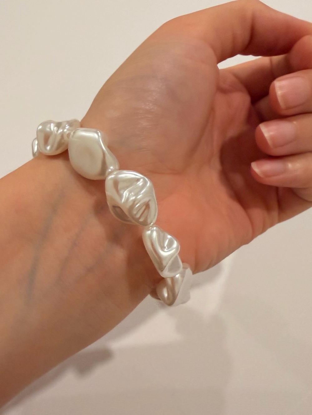 Silver Heart Charm Pearl Link Bracelet - Picture 5 of 10